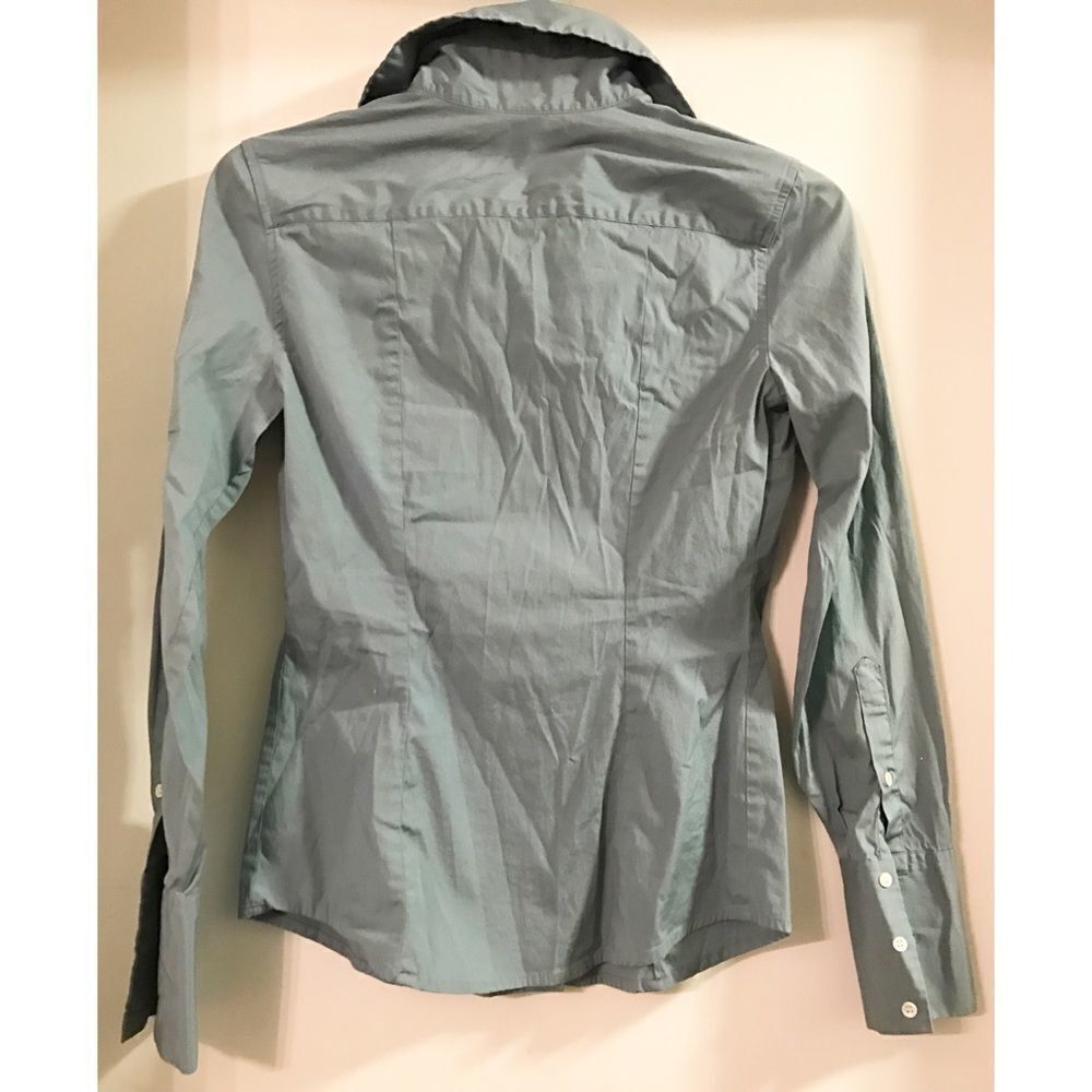 ✨Express Studio Design Button Up Shirt✨ - Picture 3 of 4